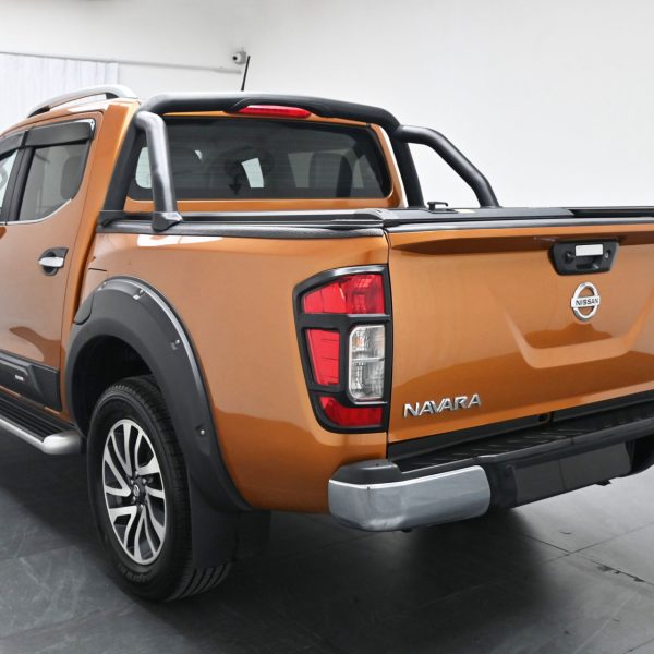 Nissan Navara D23 Pickup 4dr DCab NP300 VL SA 7sp 4WD 2.5DDiT AT (2018) - Image 6