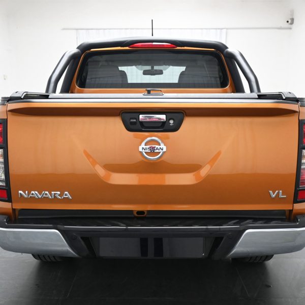 Nissan Navara D23 Pickup 4dr DCab NP300 VL SA 7sp 4WD 2.5DDiT AT (2018) - Image 7