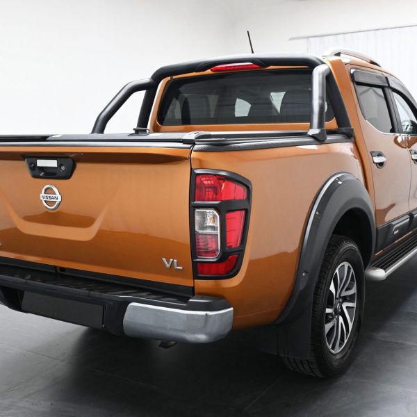 Nissan Navara D23 Pickup 4dr DCab NP300 VL SA 7sp 4WD 2.5DDiT AT (2018) - Image 8