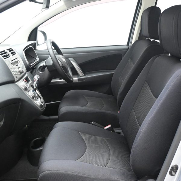 Perodua Myvi M600 Hatch 5dr SE Auto 4sp FWD 1.3i AT (2014) - Image 9