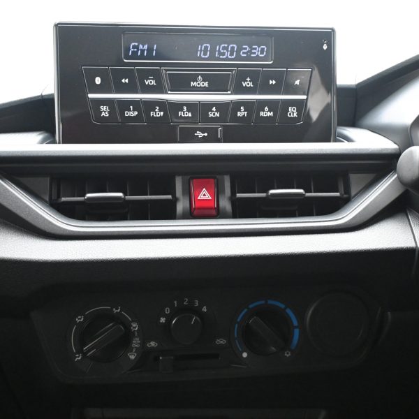Perodua Axia 1.0 G D74A Auto AT (2024) - Image 15