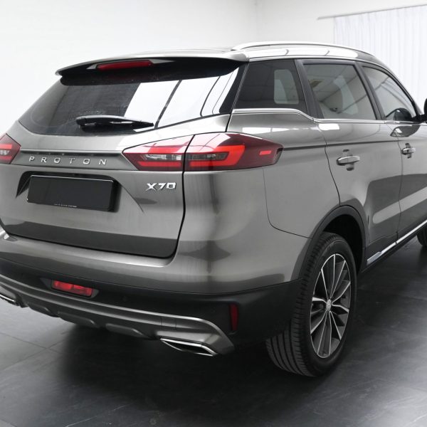 Proton X70 1.8 TGDI Premium 2WD (A) AT (2019) - Image 9