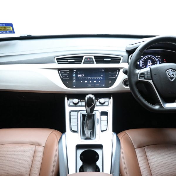 Proton X70 1.8 TGDI Premium 2WD (A) AT (2019) - Image 10
