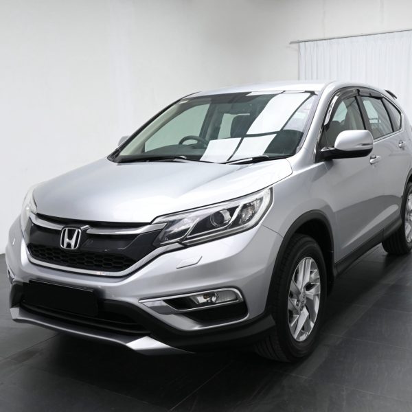 Honda CR-V Hatchback 5dr 2.0 2WD i-VTEC AT (2016) - Image 17