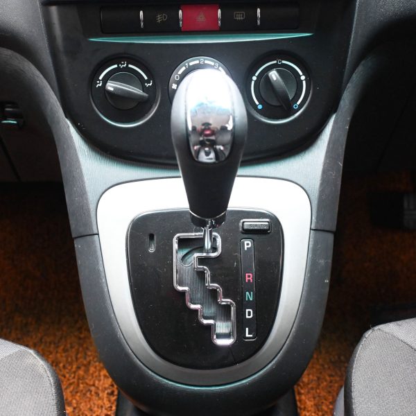 Proton Exora FZ6 Wagon 5dr Turbo 7st CVT FWD 1.6iT (Premium) AT (2016) - Image 14