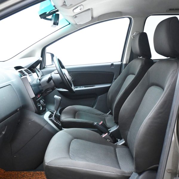 Proton Exora FZ6 Wagon 5dr Turbo 7st CVT FWD 1.6iT (Premium) AT (2016) - Image 9