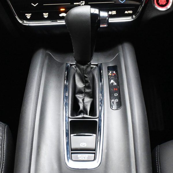 Honda HR-V 1.8L V Auto AT (2021) - Image 15