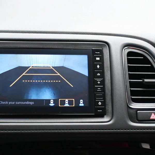 Honda HR-V 1.8L V Auto AT (2021) - Image 17