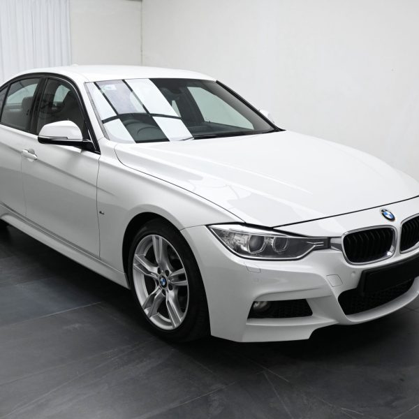 BMW 328I F30 Sedan 4dr 328i M Sport AT (2015) - Image 3