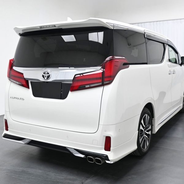 Toyota Alphard 2.5 SC Auto AT (2021) - Image 14