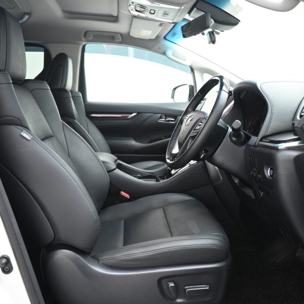 Toyota Alphard 2.5 SC Auto AT (2021) - Image 16
