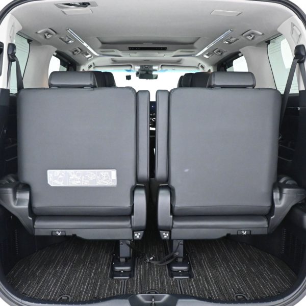 Toyota Alphard 2.5 SC Auto AT (2021) - Image 10