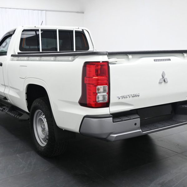 Mitsubishi Triton 2.4 MT Single Cap AT (2024) - Image 5
