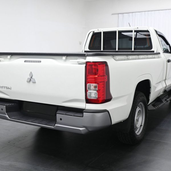 Mitsubishi Triton 2.4 MT Single Cap AT (2024) - Image 7
