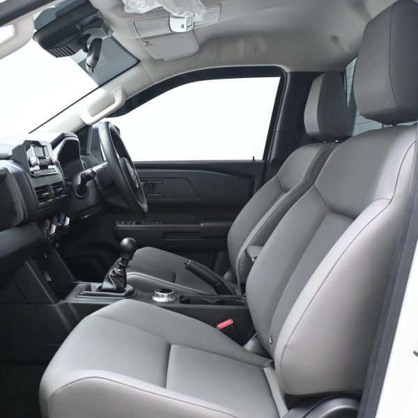 Mitsubishi Triton 2.4 MT Single Cap AT (2024) - Image 10