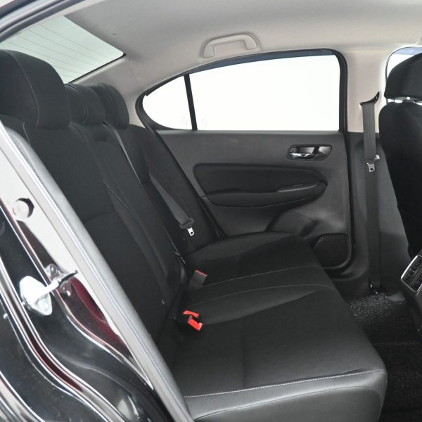 Honda City 1.5 E Sedan Auto AT (2023) - Image 13
