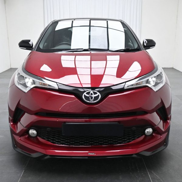 Toyota C-HR Wagon 5dr 1.8 AT (2018) - Image 2