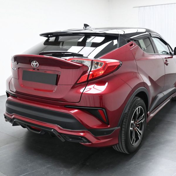 Toyota C-HR Wagon 5dr 1.8 AT (2018) - Image 8