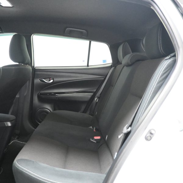Toyota Yaris 1.5 G AT (2024) - Image 14