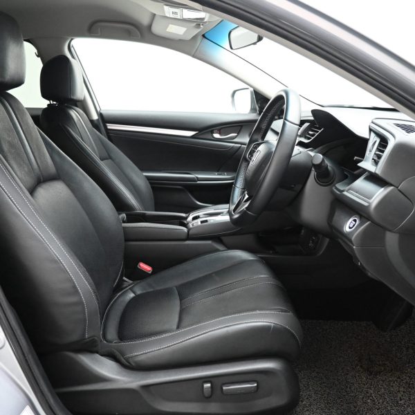 Honda Civic FC Sedan 4dr 1.8S AT (2018) - Image 8