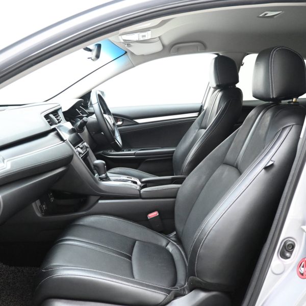 Honda Civic FC Sedan 4dr 1.8S AT (2018) - Image 9
