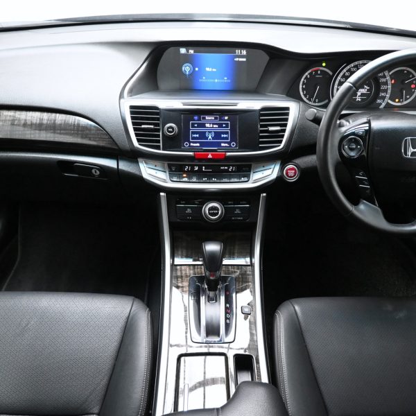Honda Accord Sedan 4dr 2.4 VTi-L AT (2014) - Image 12