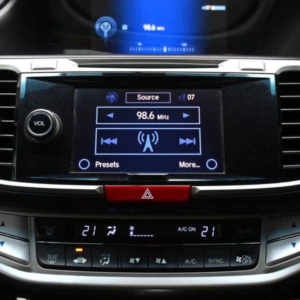 Honda Accord Sedan 4dr 2.4 VTi-L AT (2014) - Image 18