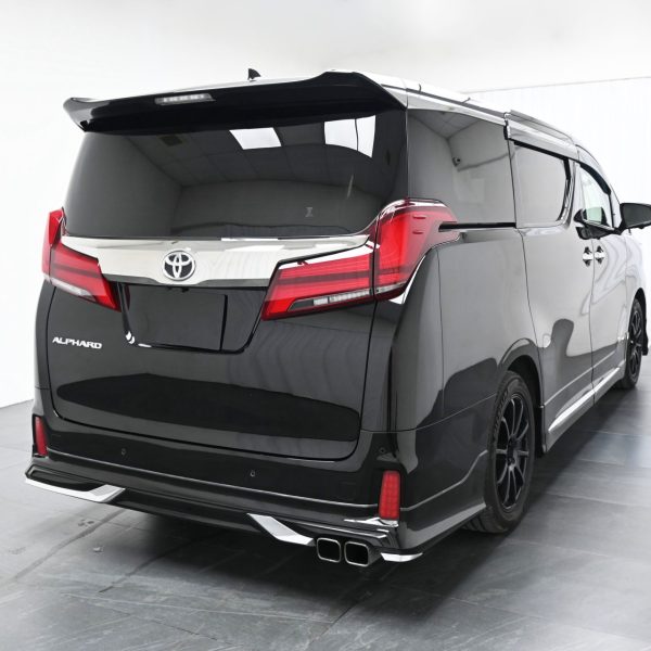 Toyota Alphard 2.5 S A TYPE GOLD AT (2020) - Image 12