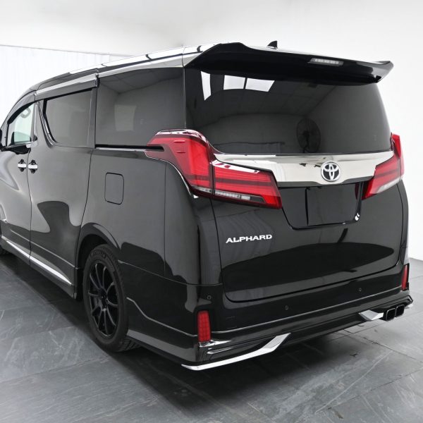 Toyota Alphard 2.5 S A TYPE GOLD AT (2020) - Image 10