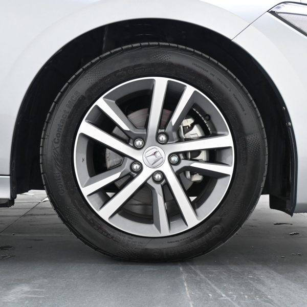 Honda Civic 1.5 E Auto AT (2023) - Image 18