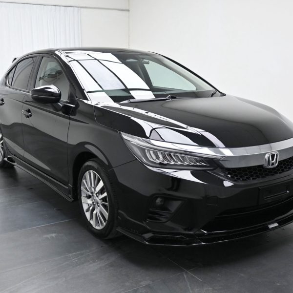 Honda City HACTHBACK 1.5 V-SEN AT (2022) - Image 3