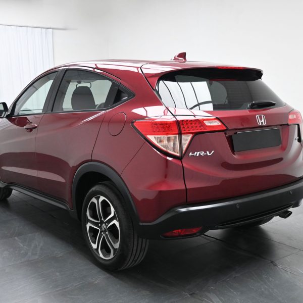 Honda HR-V Hatchback 5dr 1.8 CVT S AT (2017) - Image 4