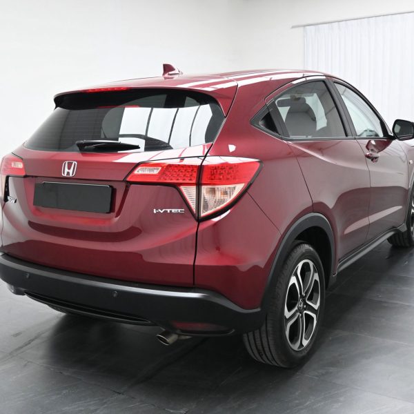 Honda HR-V Hatchback 5dr 1.8 CVT S AT (2017) - Image 6