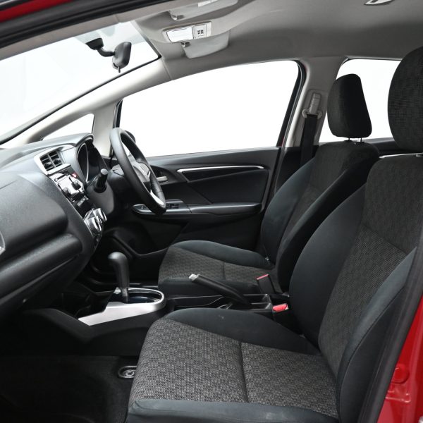 Honda Jazz GK Hatch 5dr E i-VTEC CVT FWD 1.5i AT (2016) - Image 11