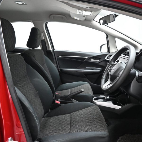 Honda Jazz GK Hatch 5dr E i-VTEC CVT FWD 1.5i AT (2016) - Image 10