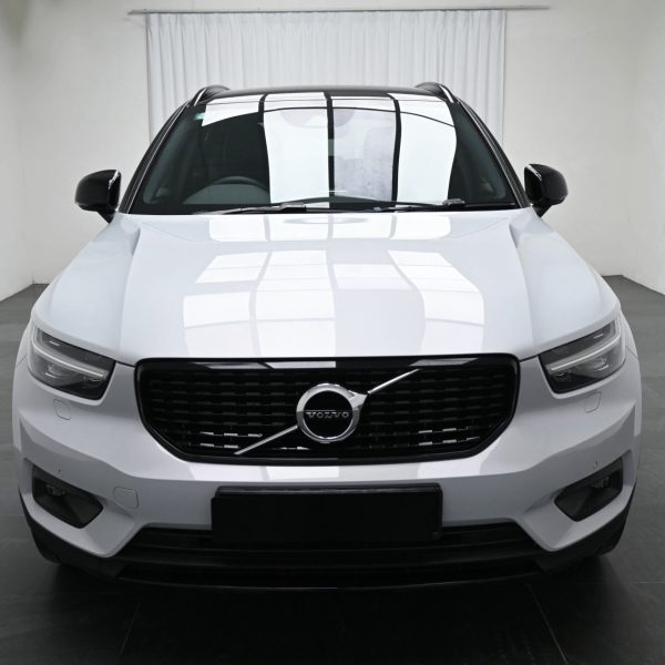 Volvo XC40 2.0 Wagon 5dr T5 AWD R-Design AT (2021) - Image 2