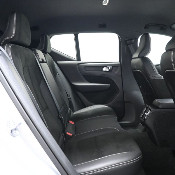 Volvo XC40 2.0 Wagon 5dr T5 AWD R-Design AT (2021) - Image 15