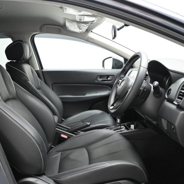 Honda City 1.5 V Hatchback Auto AT (2023) - Image 8