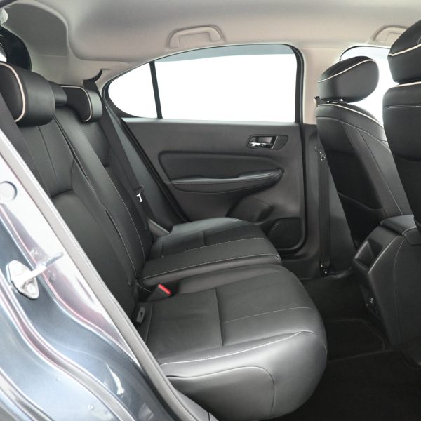 Honda City 1.5 V Hatchback Auto AT (2023) - Image 10