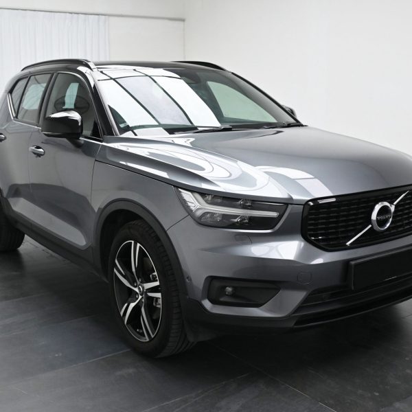 Volvo XC40 2.0 Wagon 5dr T5 AWD R-Design AT (2019) - Image 3