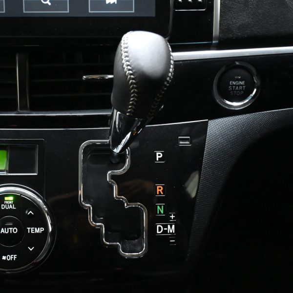 Toyota ESTIMA ACR50 Wagon 5dr Aeras 7st CVT 7sp FWD 2.4i [IMP] AT (2015) - Image 20