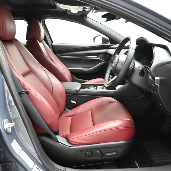 Mazda 3 Hatchback 3 2.0 BP Liftback High Plus SKYACTIV-G Auto AT (2022) - Image 8