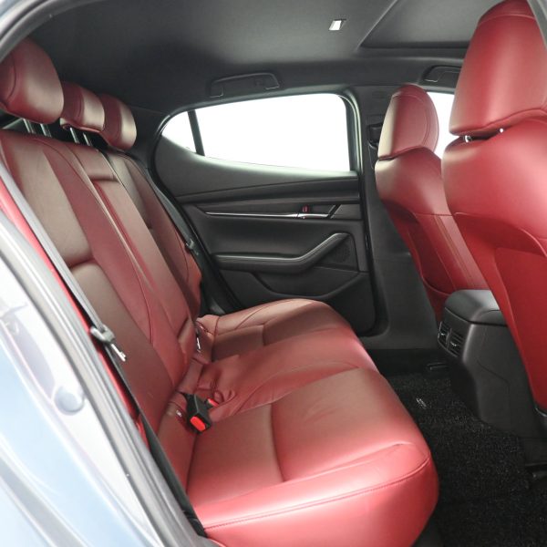 Mazda 3 Hatchback 3 2.0 BP Liftback High Plus SKYACTIV-G Auto AT (2022) - Image 10