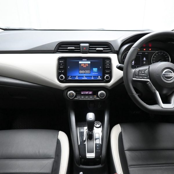 Nissan Almera 1.0T VLT AT (2022) - Image 7