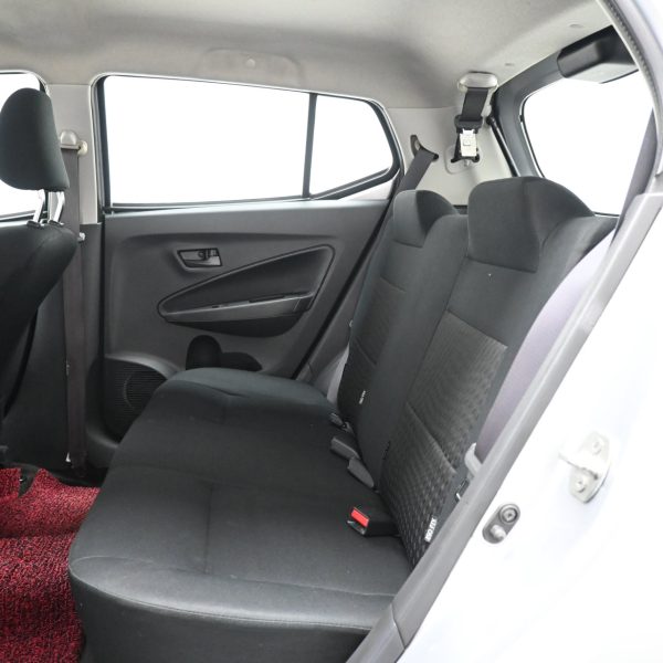 Perodua Axia Hatch 5dr E Man 5sp FWD 1.0i MT (2015) - Image 11