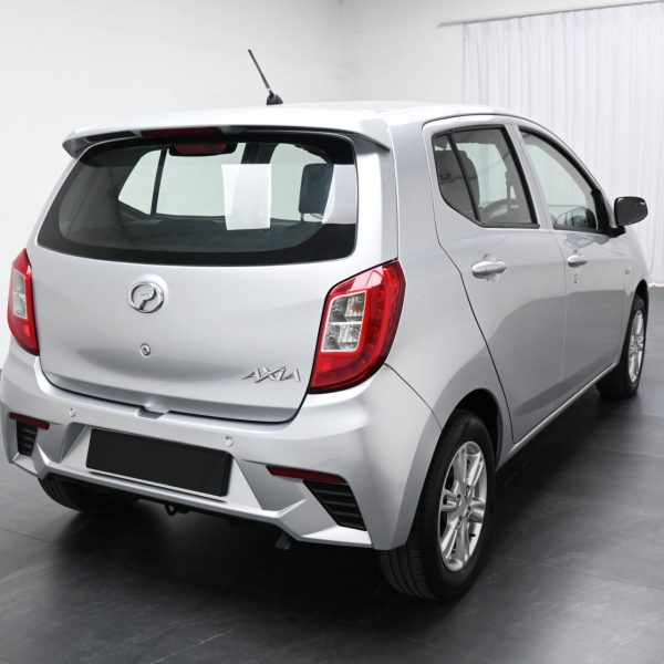 Perodua Axia Hatch 5dr E Man 5sp FWD 1.0i MT (2015) - Image 6