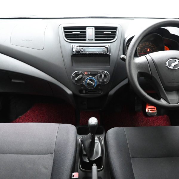 Perodua Axia Hatch 5dr E Man 5sp FWD 1.0i MT (2015) - Image 7