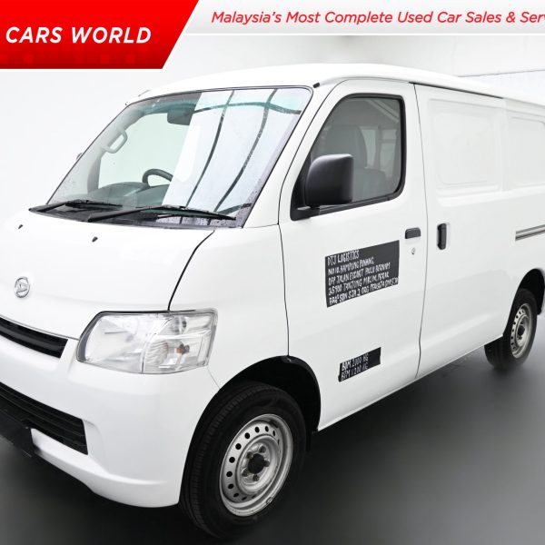 Daihatsu Gran Max Panel Van 1.5 (M) AT (2021) - Image 1