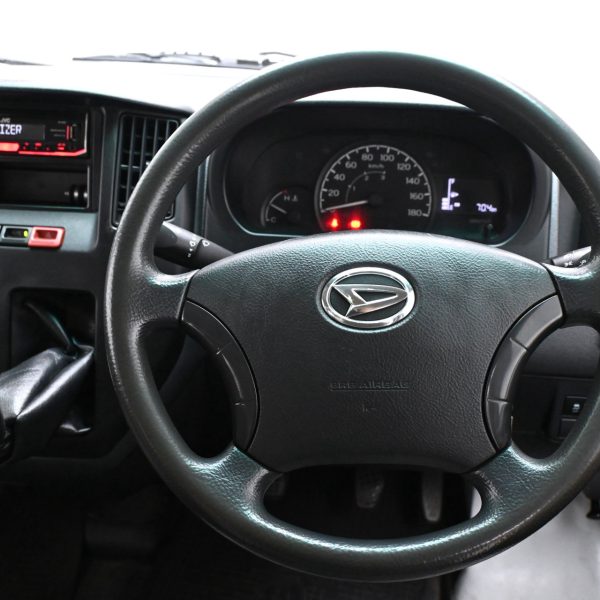 Daihatsu Gran Max Panel Van 1.5 (M) AT (2021) - Image 16