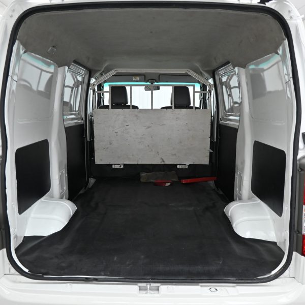 Daihatsu Gran Max Panel Van 1.5 (M) AT (2021) - Image 17